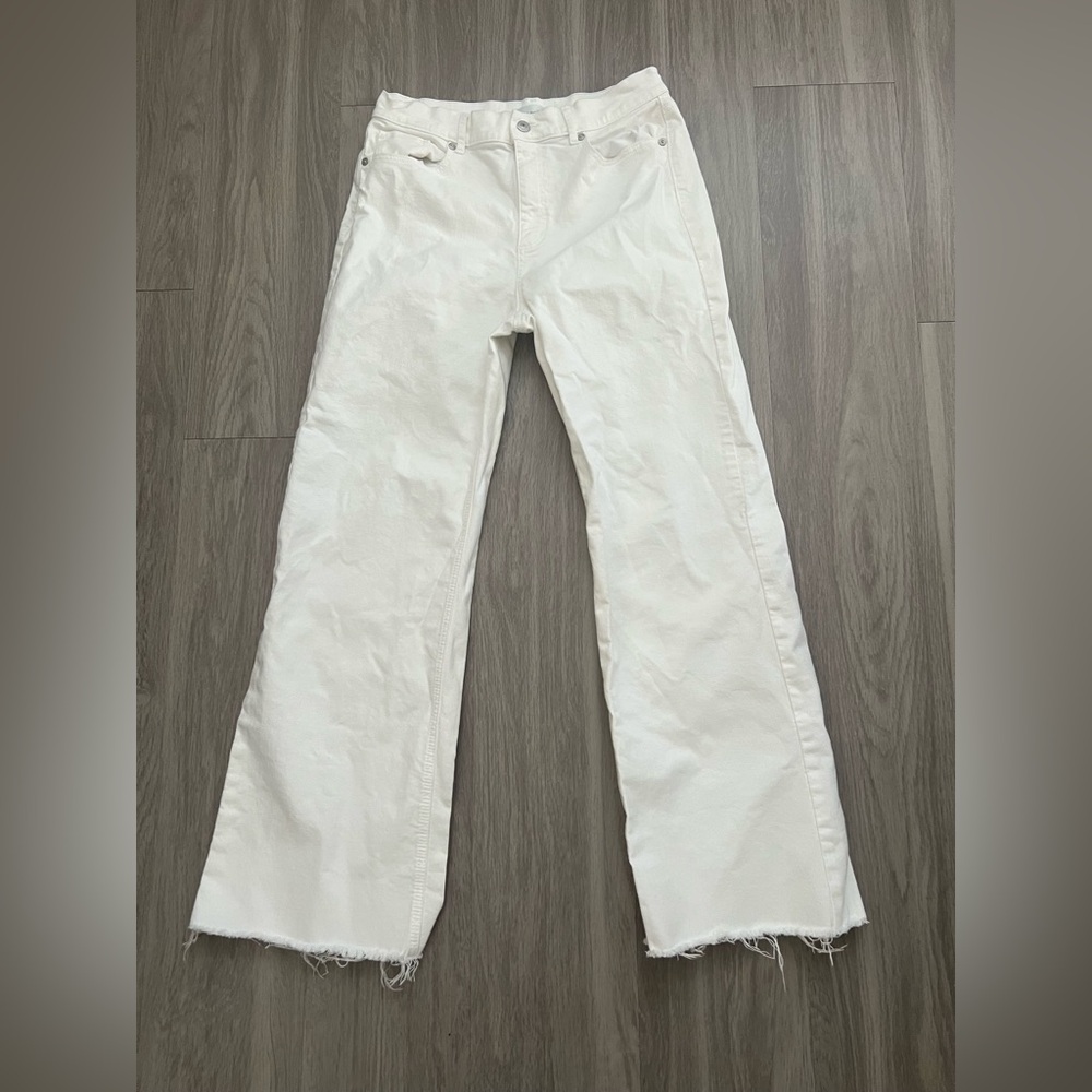 LOFT Wide Leg Jeans 28/6 White High Rise Cropped Raw Hem Denim